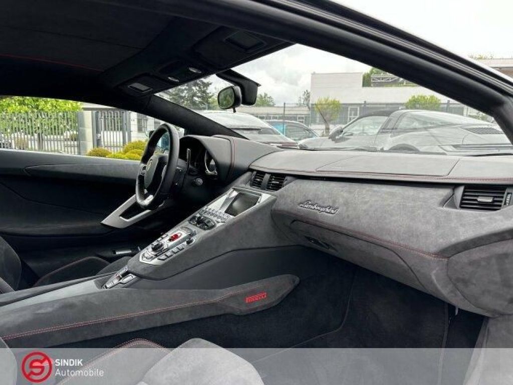 Lamborghini Aventador 2018