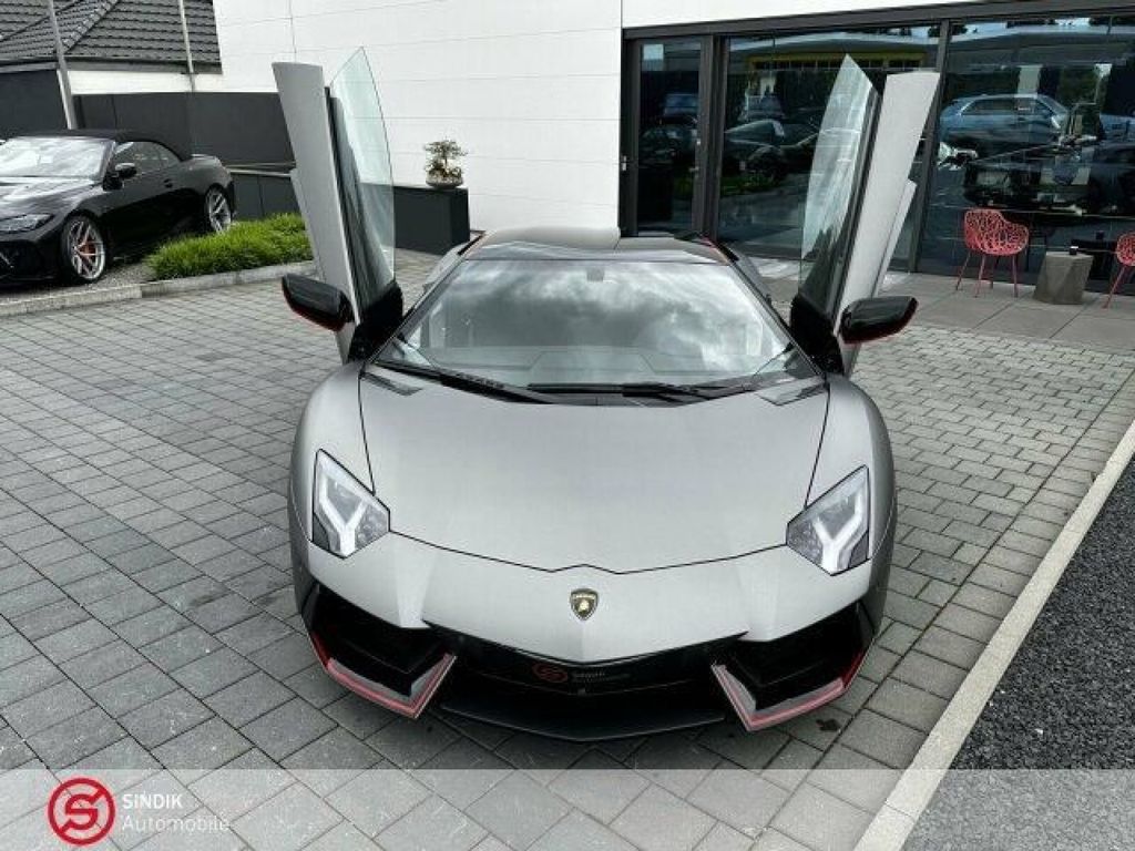 Lamborghini Aventador 2018
