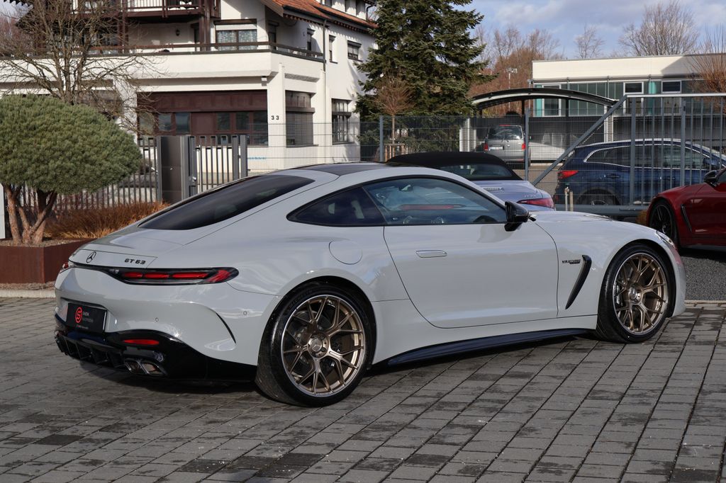 Mercedes-Benz AMG GT 2024
