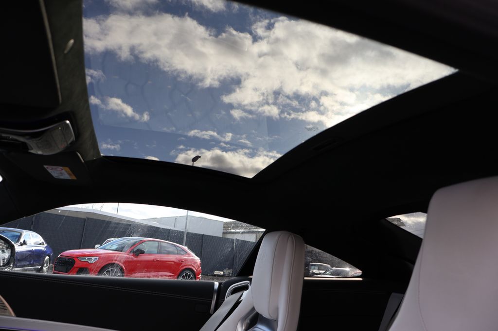 Mercedes-Benz AMG GT 2024