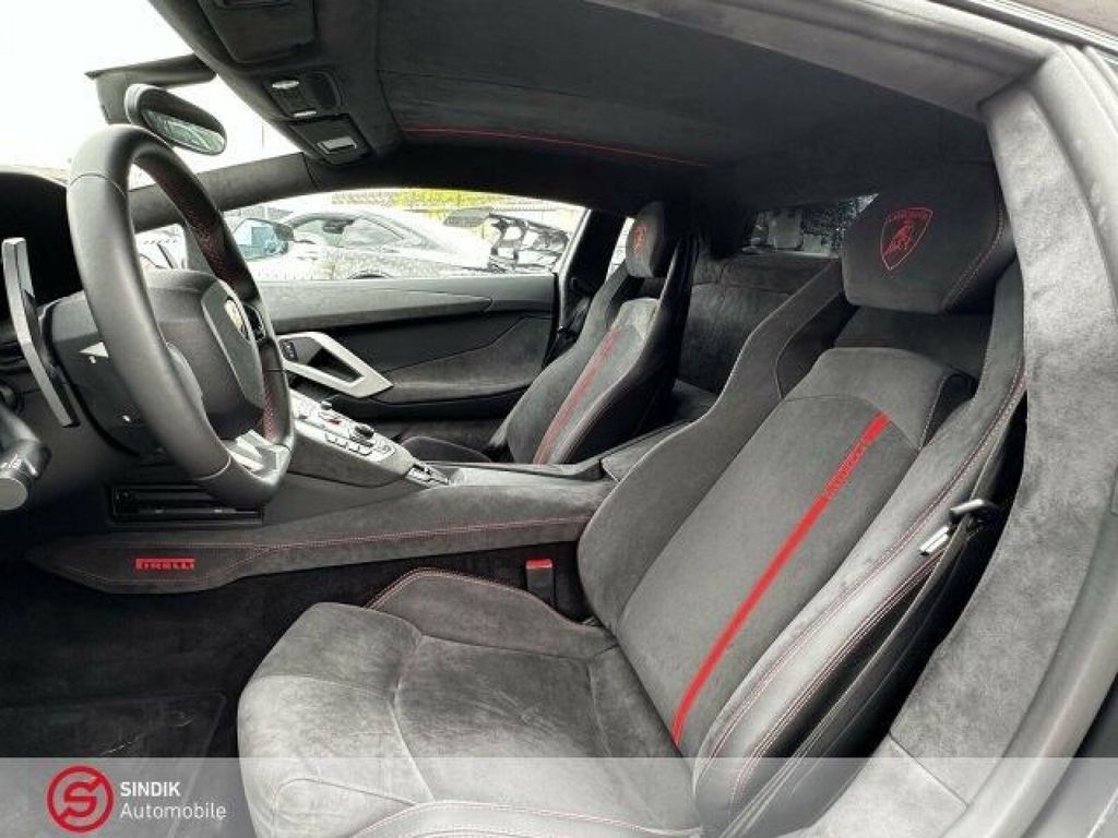 Lamborghini Aventador 2018