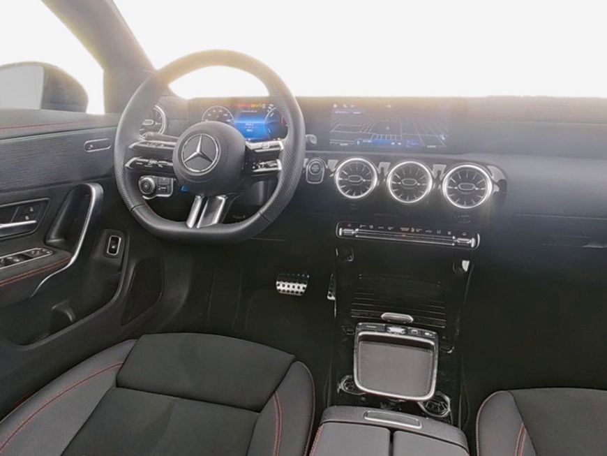 Mercedes-Benz CLA 250 2025