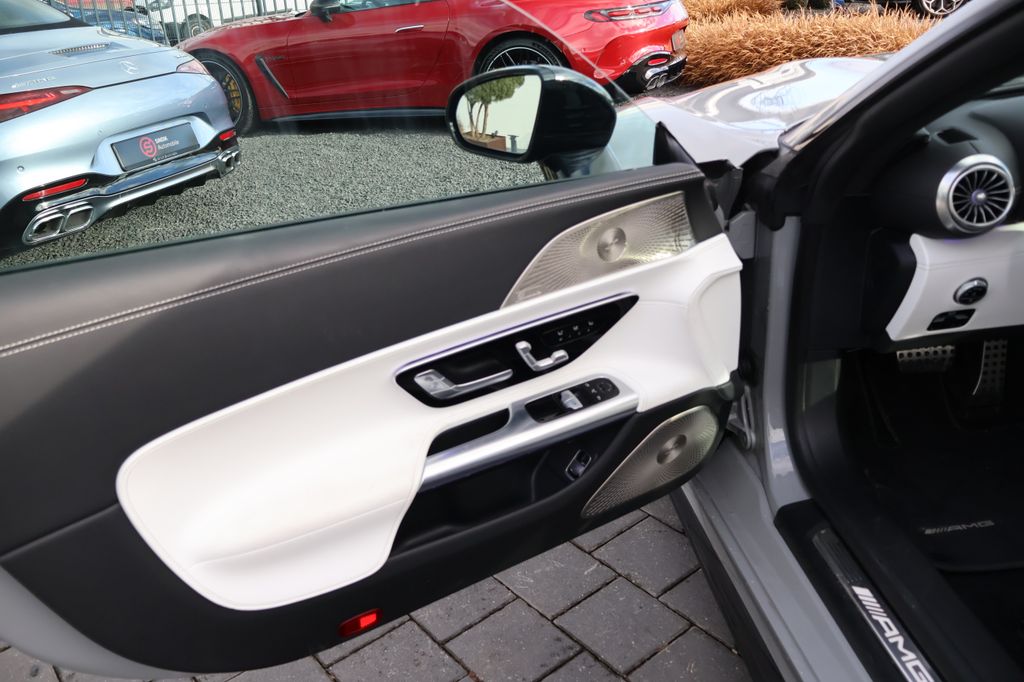 Mercedes-Benz AMG GT 2024