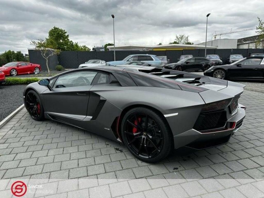 Lamborghini Aventador 2018