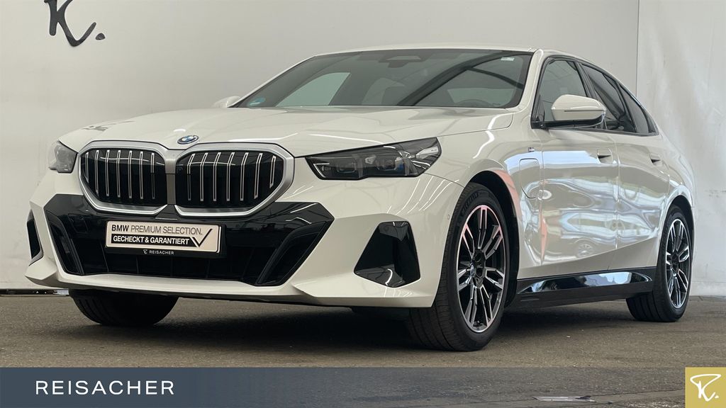 BMW 550 2025