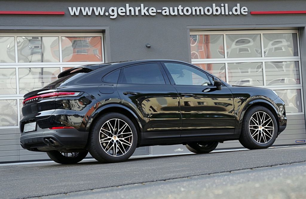 Porsche Cayenne 2025