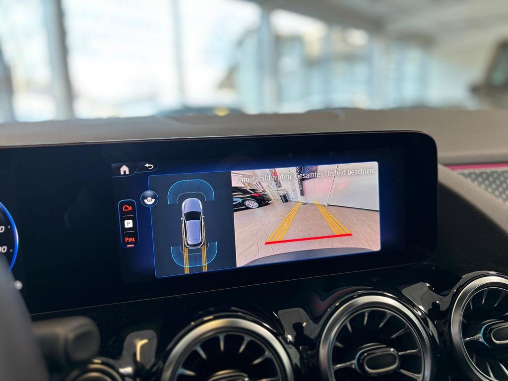 Mercedes-Benz EQA 2024