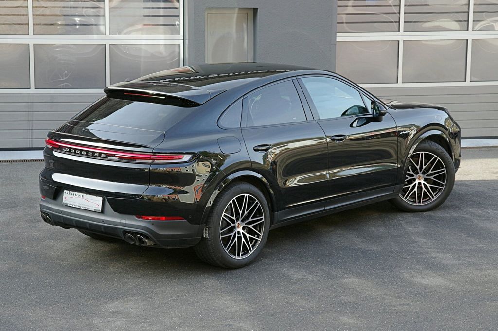 Porsche Cayenne 2025