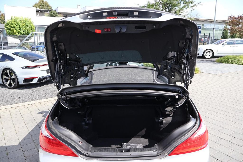 Mercedes-Benz SL 63 AMG 2013