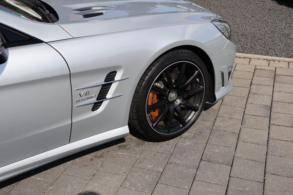 Mercedes-Benz SL 63 AMG 2013