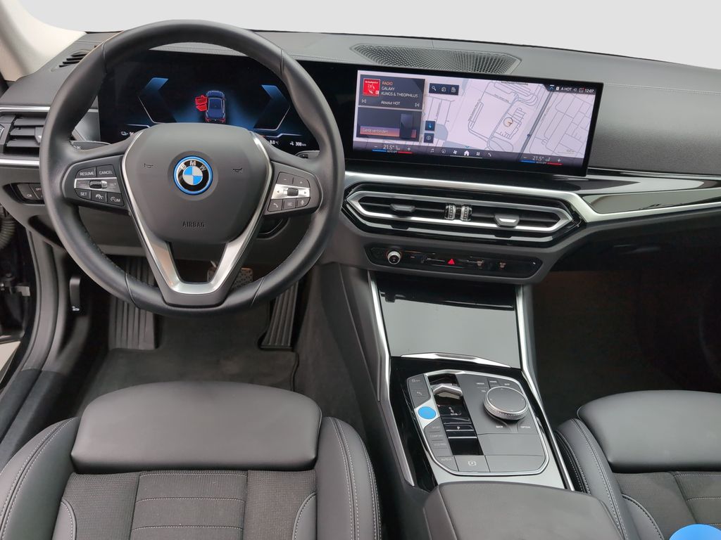 BMW i4 2023