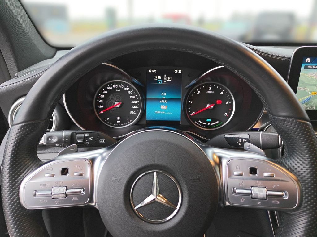Mercedes-Benz GLC 300 2020