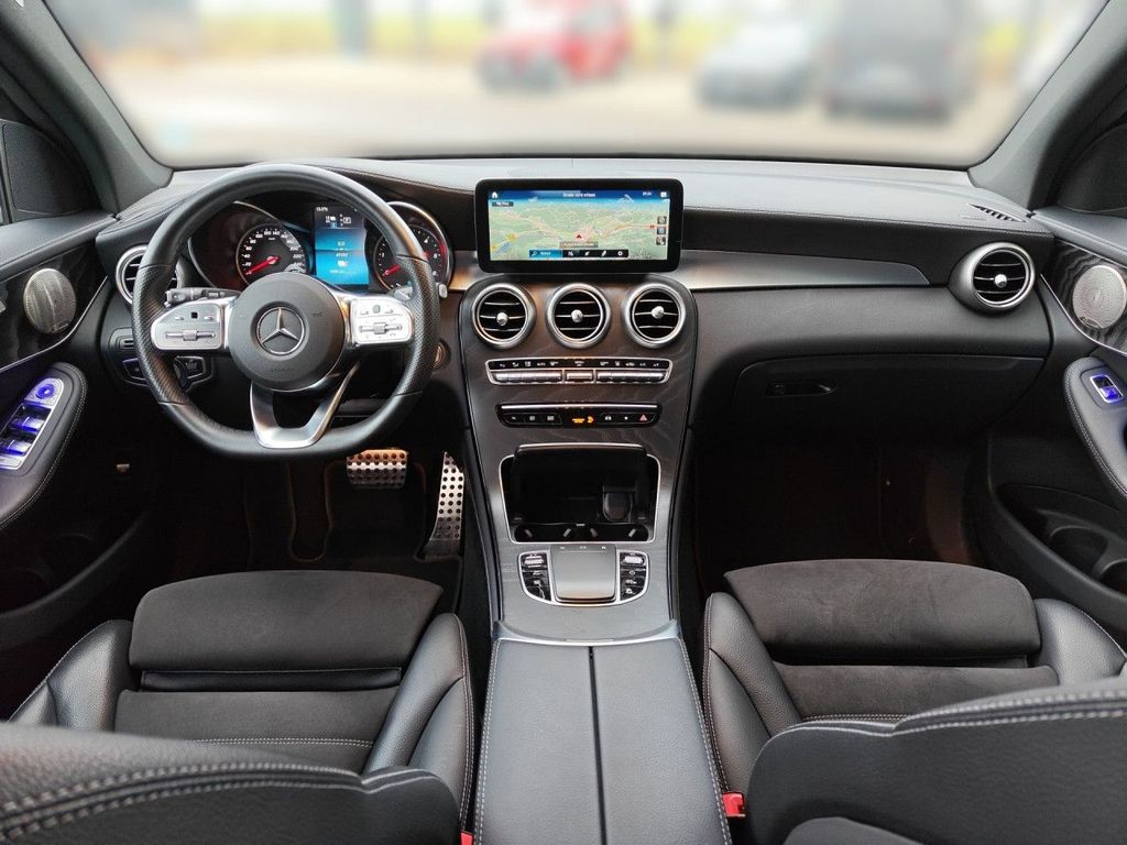 Mercedes-Benz GLC 300 2020