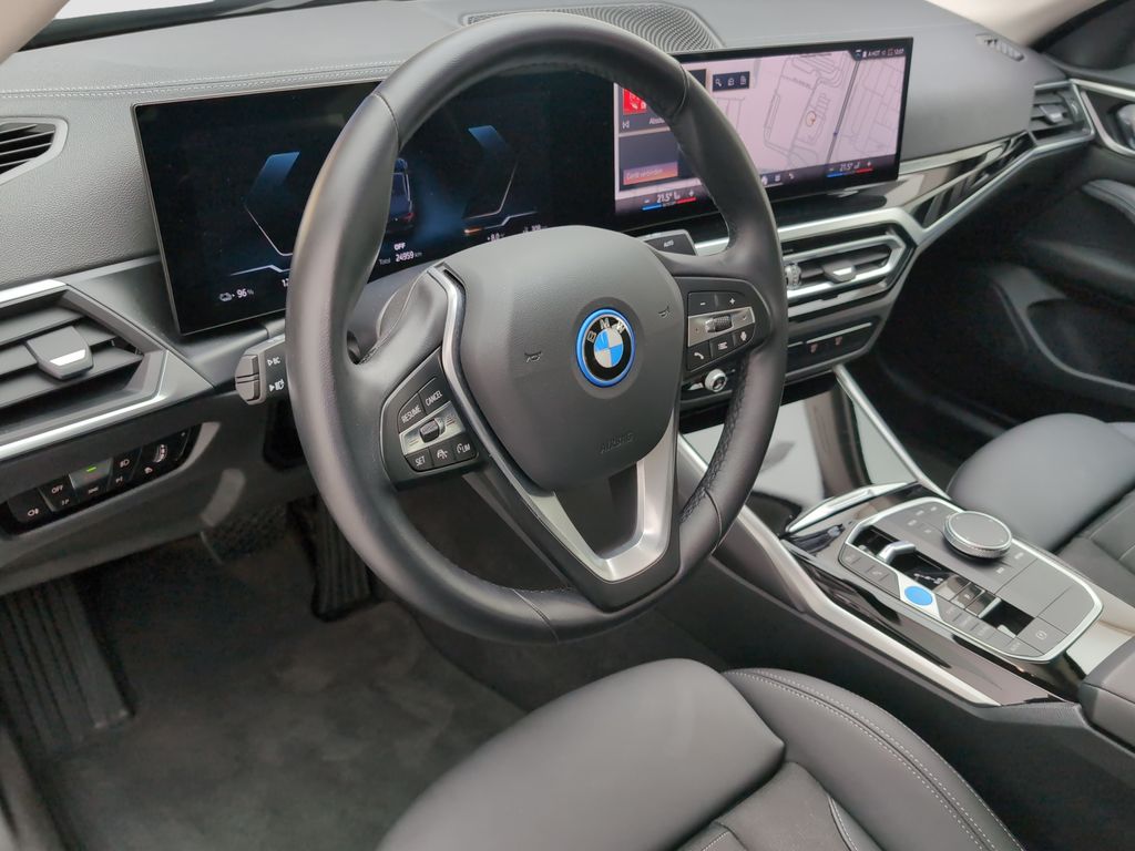 BMW i4 2023