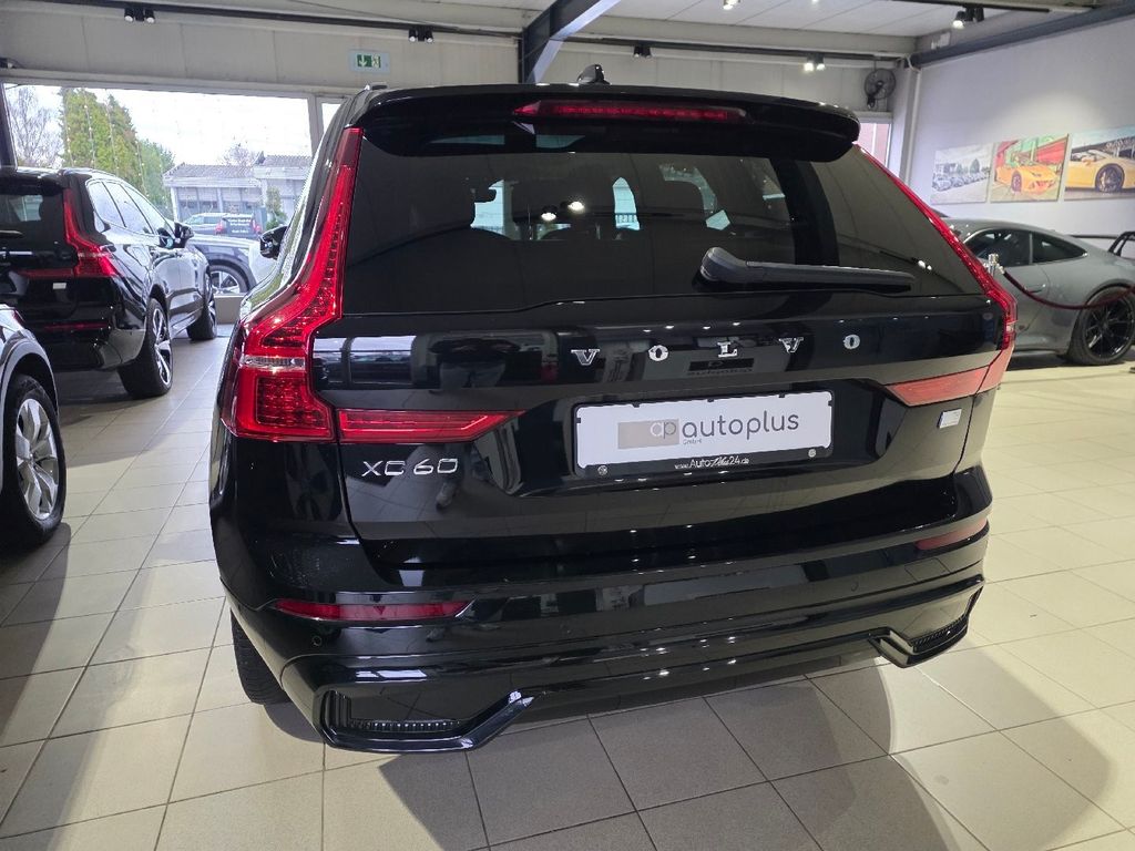 Volvo XC60 2022