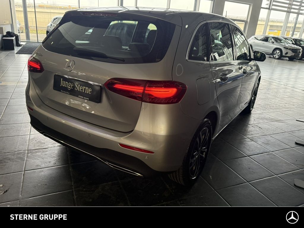 Mercedes-Benz B 250 2025