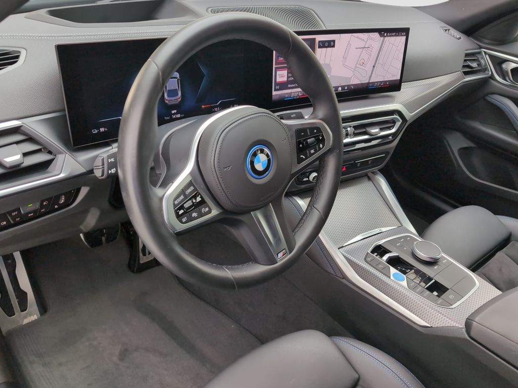 BMW i4 2023