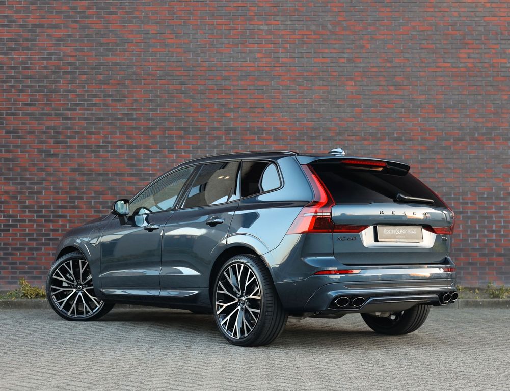 Volvo XC60 2025