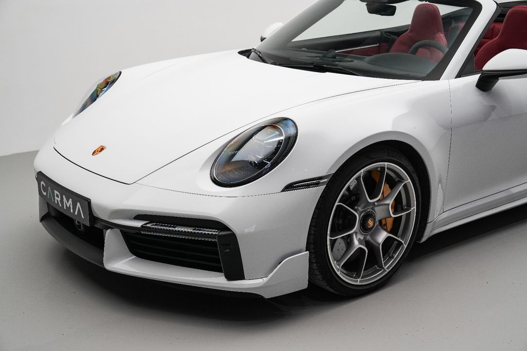 Porsche 992 2024