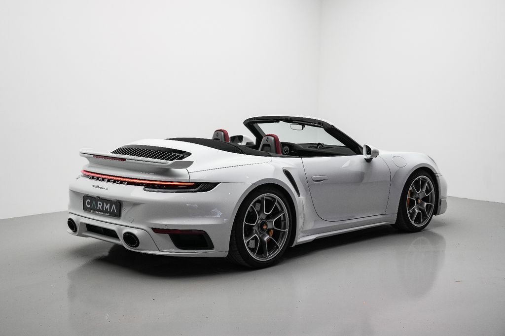Porsche 992 2024