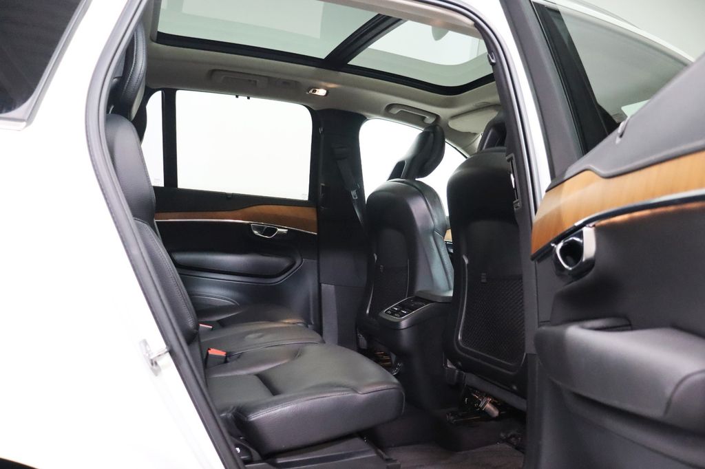 Volvo XC90 2021