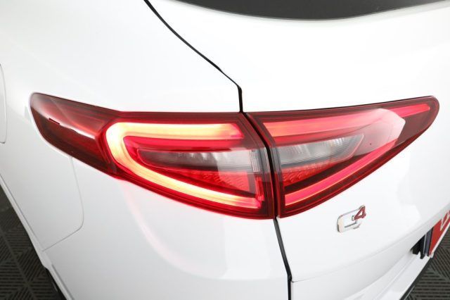 Alfa Romeo Stelvio 2023