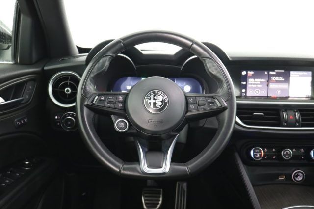 Alfa Romeo Stelvio 2023