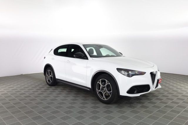 Alfa Romeo Stelvio 2023