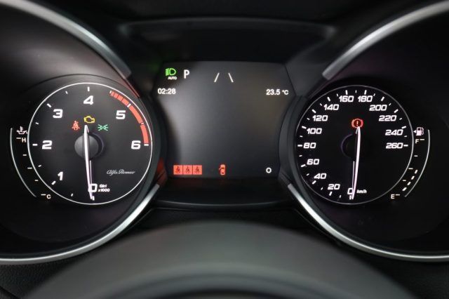 Alfa Romeo Stelvio 2023