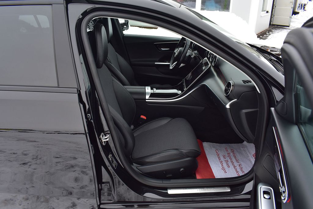 Mercedes-Benz C 200 2023