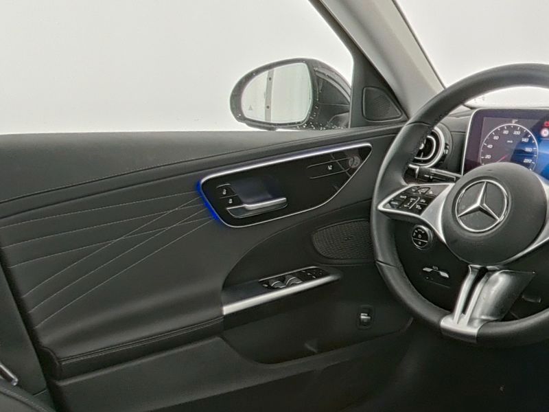 Mercedes-Benz C 200 2024