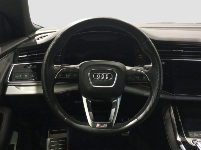 Audi Q8 2023