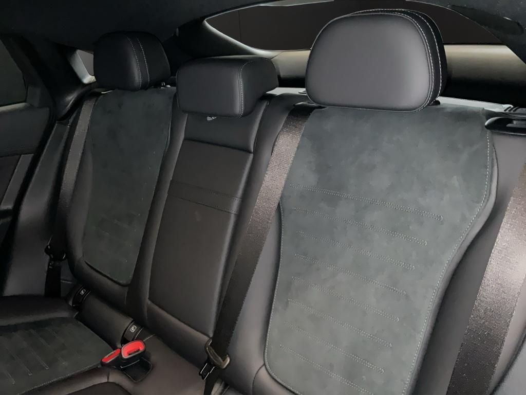 Mercedes-Benz GLC 300 2025