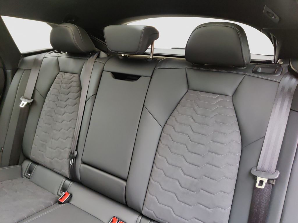 Audi A6 e-tron 2025