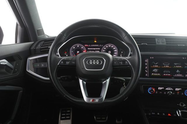 Audi Q3 2021
