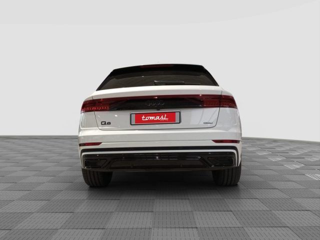 Audi Q8 2023