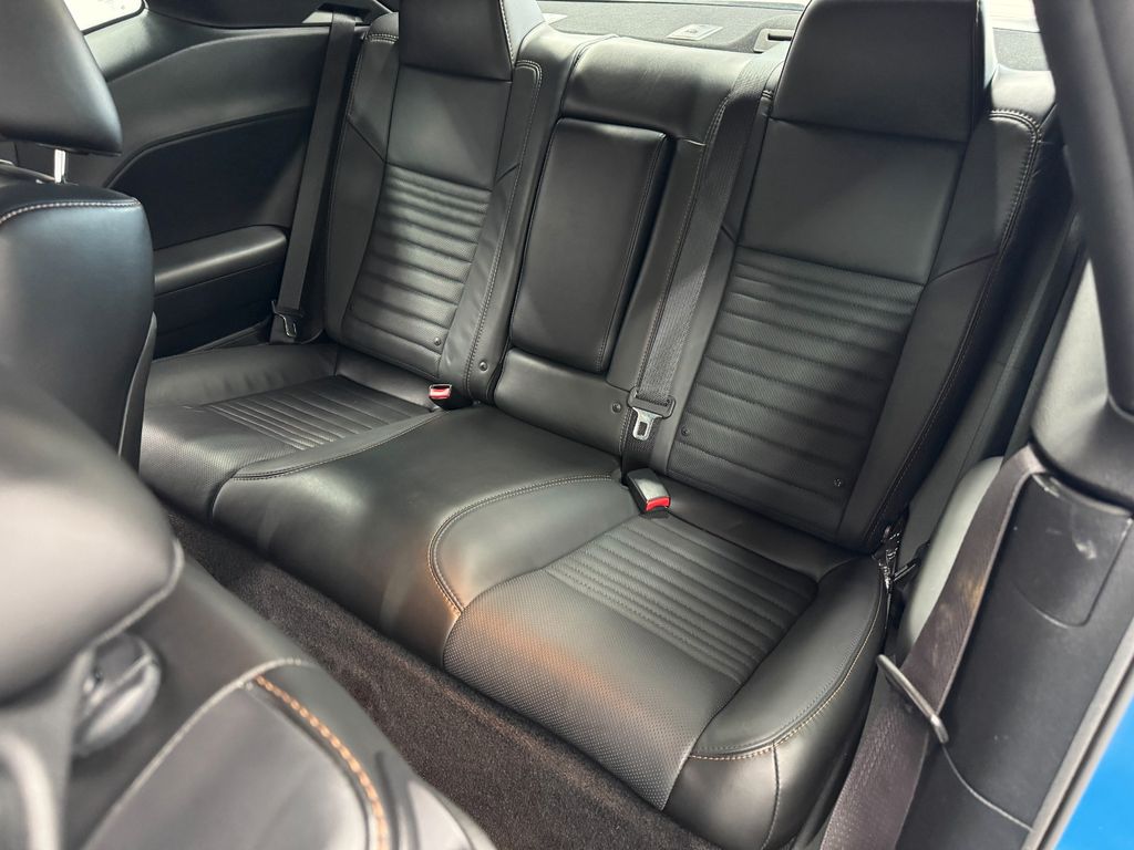 Dodge Challenger 2016