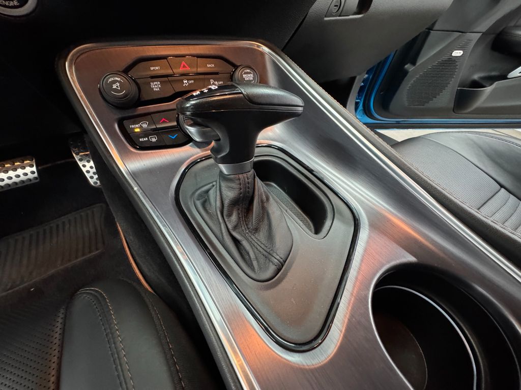 Dodge Challenger 2016