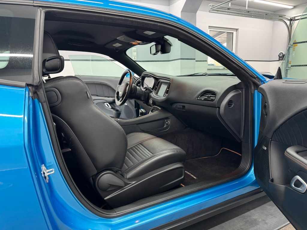 Dodge Challenger 2016