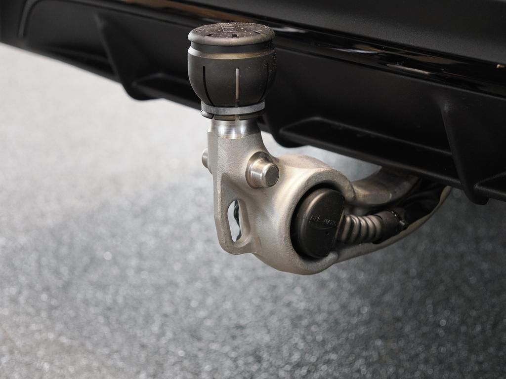 Mercedes-Benz E 300 2025