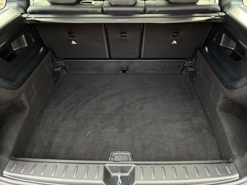 Mercedes-Benz GLB 220 2023