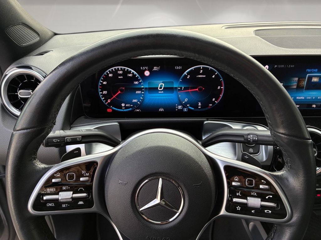 Mercedes-Benz GLB 220 2023