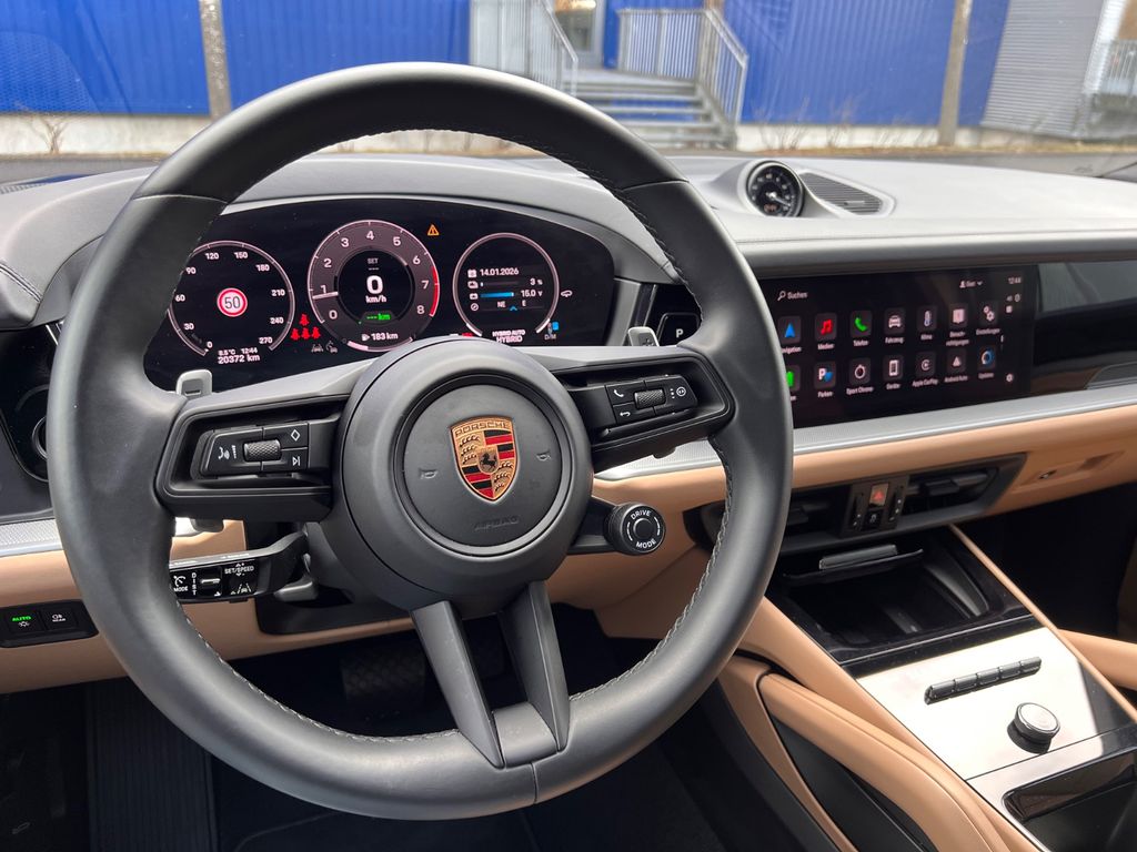 Porsche Cayenne 2023