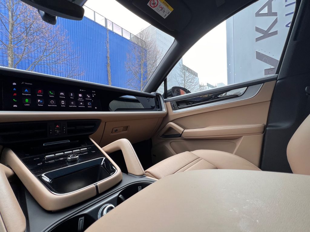 Porsche Cayenne 2023