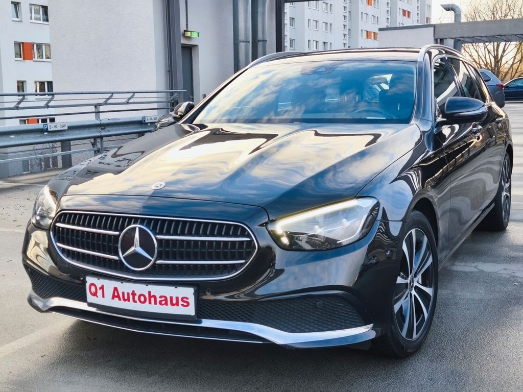 Mercedes-Benz E 300 2022