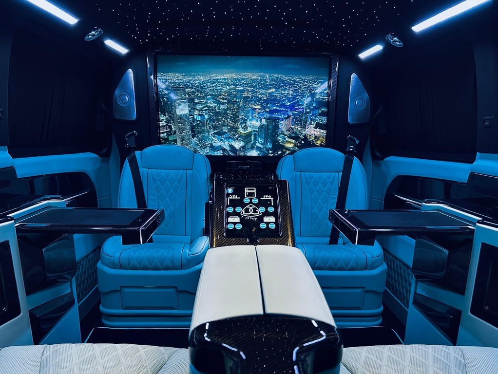 Mercedes-Benz V 300 2026