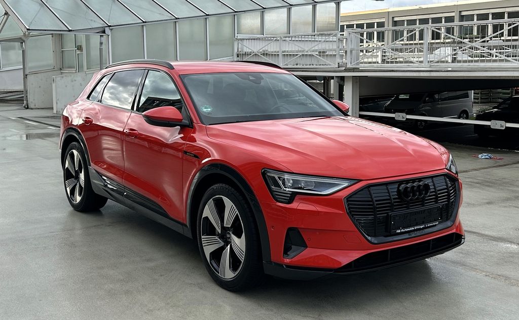 Audi e-tron 2022