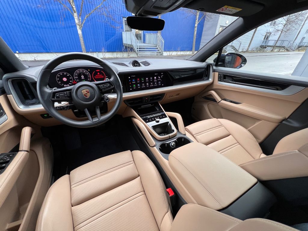 Porsche Cayenne 2023