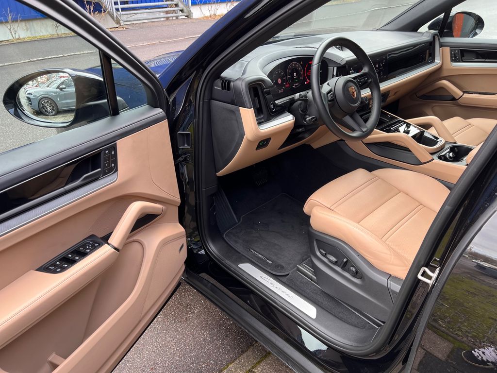 Porsche Cayenne 2023