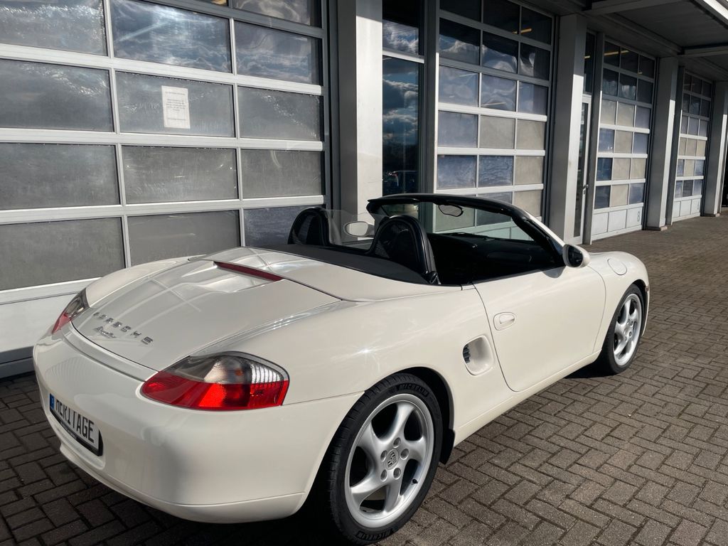 Porsche Boxster 2000
